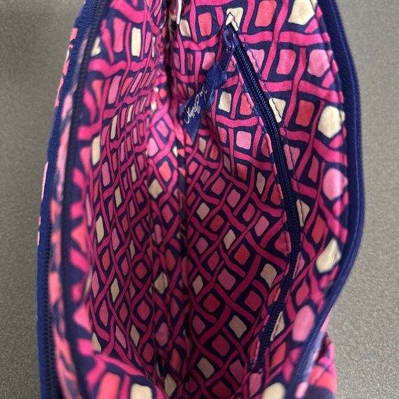 Vera Bradley Crossbody Purse - Picture 4 of 9